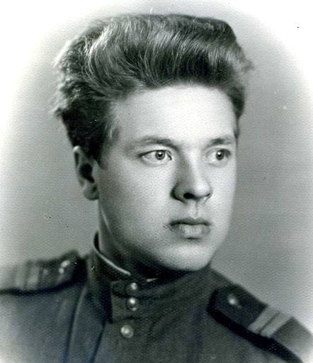 http://communa.ru/upload/photo2016November/MataschAlexandr111.jpg