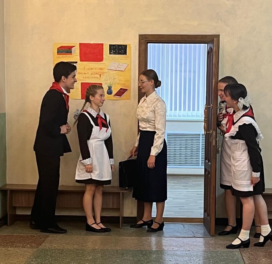  Воронежский ТЮЗ приглашает отметить Международный день защиты детей 