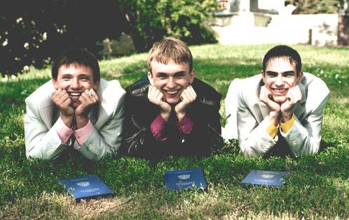 Прошла горячая пора сдачи ЕГЭ, отшумели выпускные – и юные девушки и юноши вереницей потянулись в вузы/ Фото Константина Толоконникова