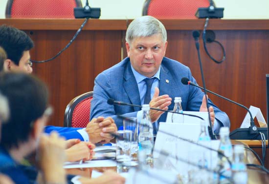 Александр Викторович Гусев