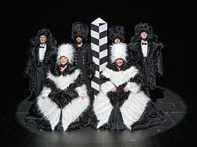 Гоголь в плену у Шекспира: в Камерном театре состоялась премьера спектакля «Ревизор 2.0»