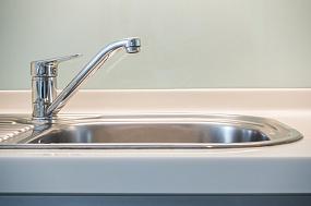 Горячую воду отключат в 376 домах Воронежа в сентябре